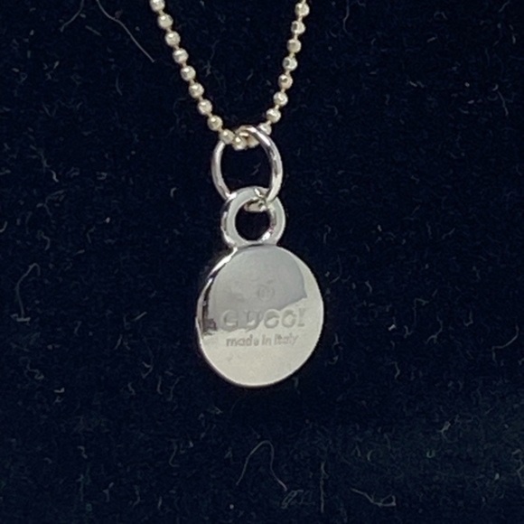 Gucci Made in Italy  Silver Small Round Pendant on Sterling Silver 925 chain. - Picture 4 of 10